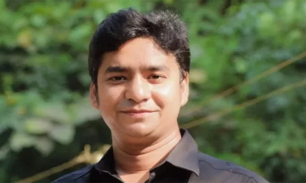 আত্মস্বীকৃত যুদ্ধাপরাধীদের নিয়ে ঢাবিতে শিবিরের প্রদর্শনী, ছাত্রদলের প্রতিবাদ