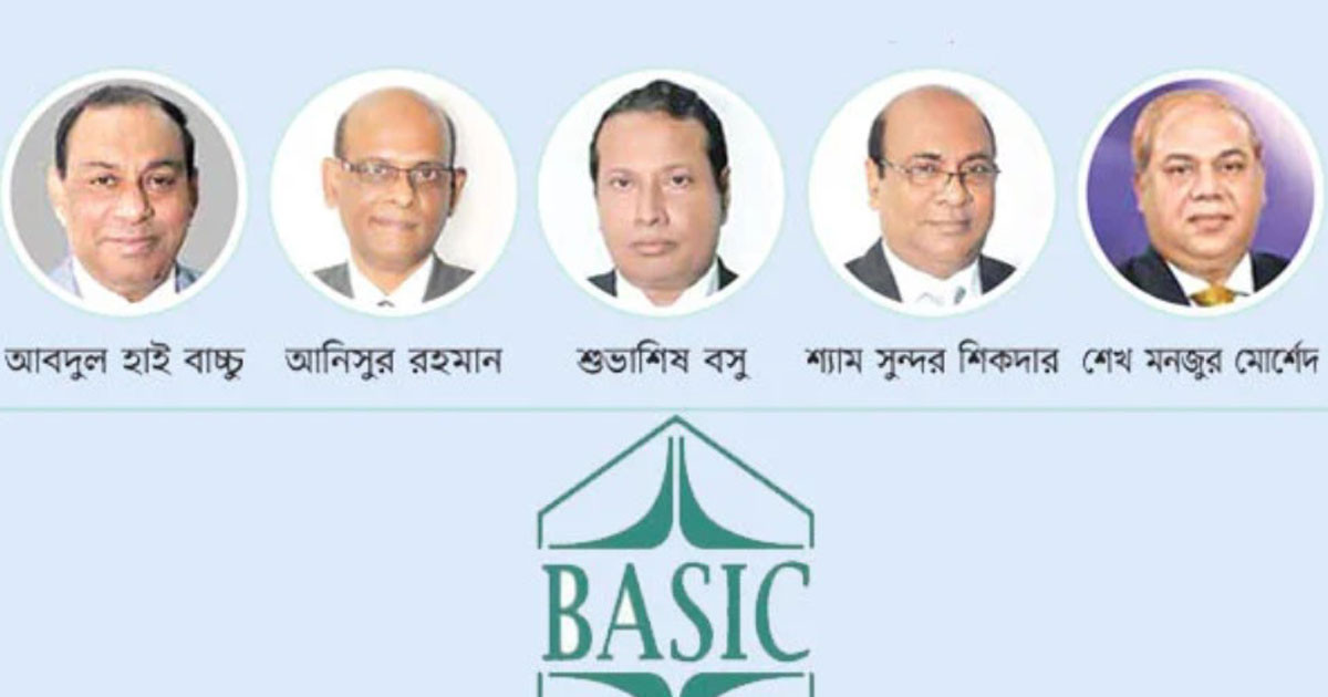 যাদের বিরুদ্ধে অভিযোগ 